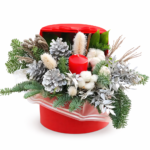 Новогодний букет из рускуса, шишек и цимбидиума
