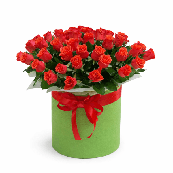 Букет 51 красная роза в шляпной коробке