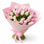 35 белых и розовых тюльпанов