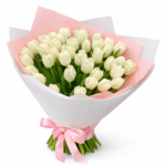 35 белых тюльпанов