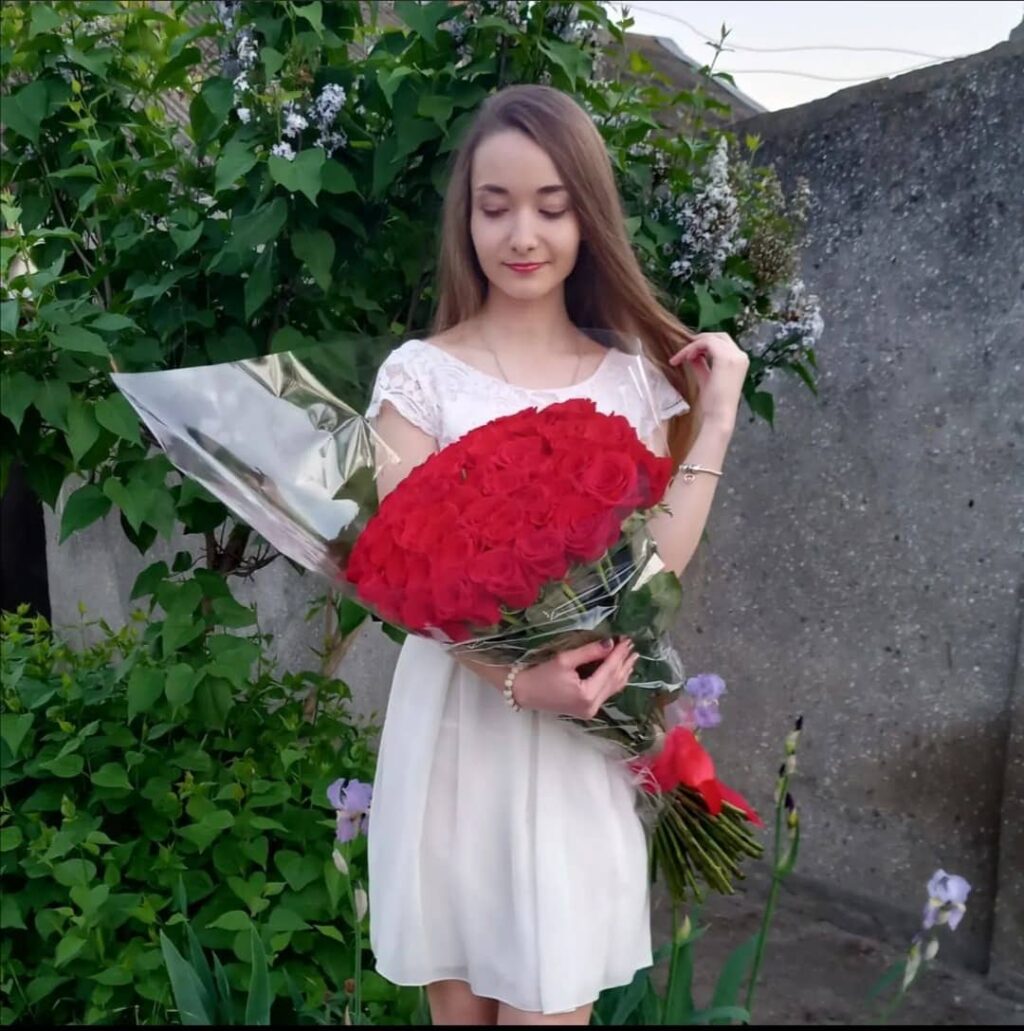 51 красная роза эквадор