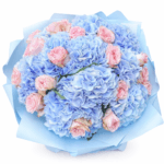 Большой букет гортензии и розы
