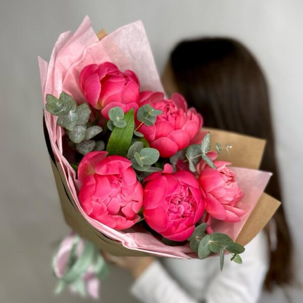 Пионовый букет «Розовый Шарм»